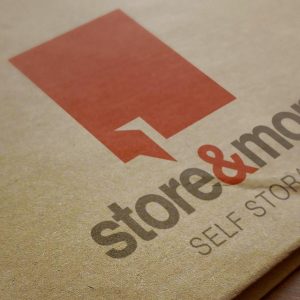 store-&-more-logo-on-box