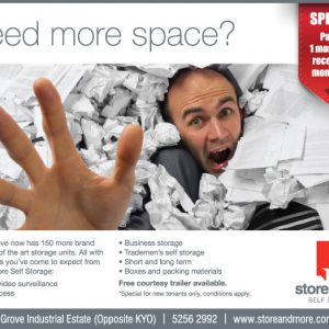 Store&More-man-in-paper-advert